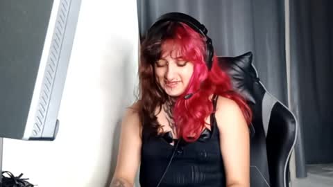 Snapshot of mercyclarice chatting on 04.21.26 mercyclarice online show from 04.21.26