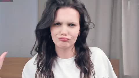 Snapshot of mercymanrriquez chatting on 04.01.26 Miya online show from 04.01.26