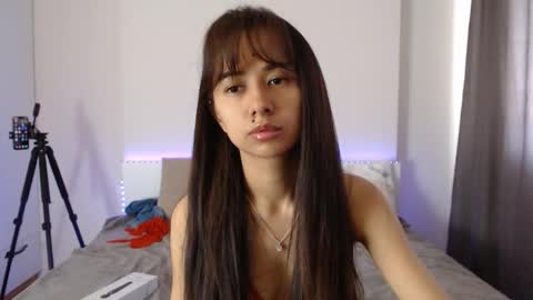Snapshot of meriannabell chatting on 09.11.25 meriannabell online show from 09.11.25