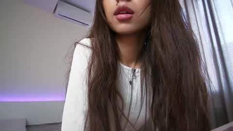 Snapshot of meriannabell chatting on 10.14.25 meriannabell online show from 10.14.25