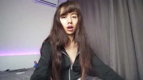 Snapshot of meriannabell chatting on 10.22.25 meriannabell online show from 10.22.25