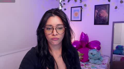 Snapshot of merilynwhithe_ chatting on 10.11.25 Merilyn online show from 10.11.25