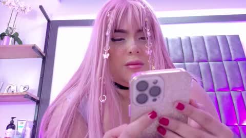 Snapshot of merystone chatting on 11.28.25 Mery Stone online show from 11.28.25