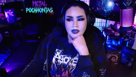 Snapshot of metalpocahotass chatting on 11.22.25 MetalPocahotass online show from 11.22.25