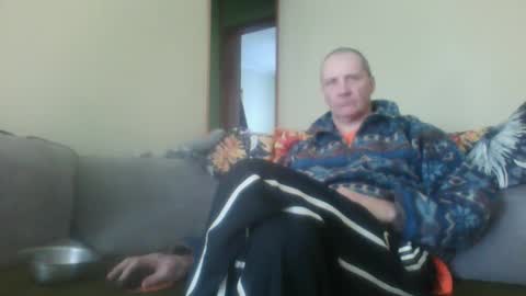 Snapshot of metcas chatting on 02.16.25 metcas online show from 02.16.25