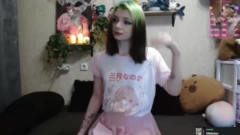 Mavis online show from 10.13.25