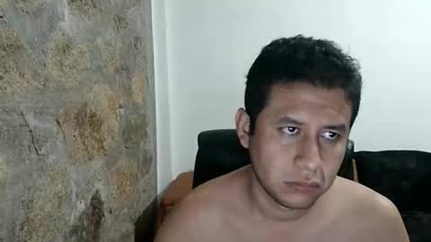 Snapshot of mexatre chatting on 12.20.25 mexatre online show from 12.20.25