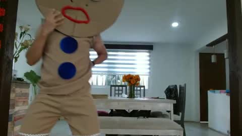 Snapshot of mexicaniito1 chatting on 10.30.25 YisusMx online show from 10.30.25