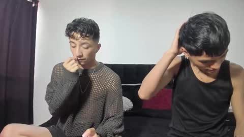 Snapshot of mhatias_ chatting on 10.06.25 MATHIAS online show from 10.06.25