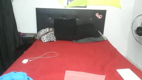 mhia1972 online show from 03.10.26