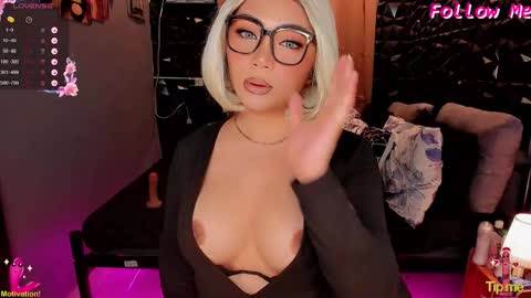 miss devil online show from 09.29.25