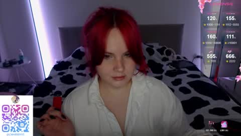 Snapshot of mi_cherry chatting on 06.14.26 Alice online show from 06.14.26