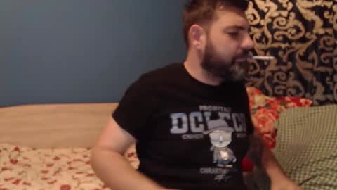 Snapshot of mia750 chatting on 10.26.25 Mia online show from 10.26.25