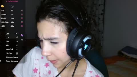 Mia online show from 12.14.24