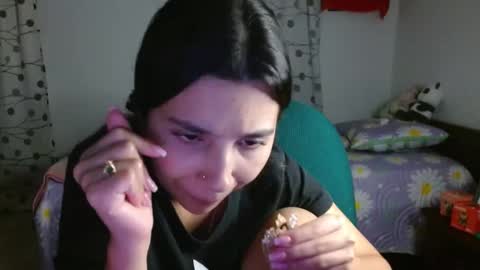 Mia online show from 02.27.25