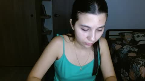 Mia online show from 04.23.26