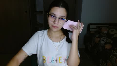 Mia online show from 05.06.26