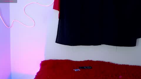 mia califa online show from 05.15.26