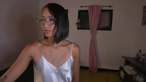 Mia Sandoval online show from 03.18.26