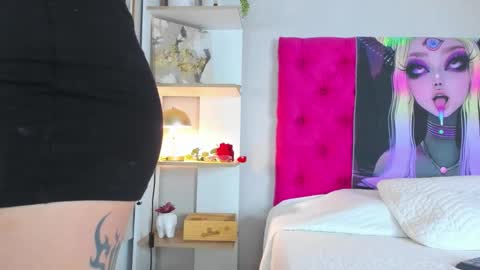 Mia Elieth online show from 02.10.26