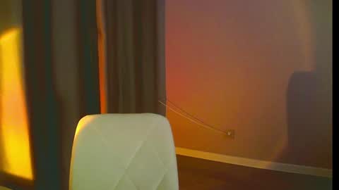 Mia online show from 01.23.25