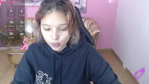 Mia online show from 11.05.25