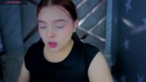 Mia online show from 06.09.26