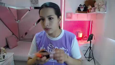 Snapshot of mia_garcia28 chatting on 06.13.26 mia_garcia28 online show from 06.13.26
