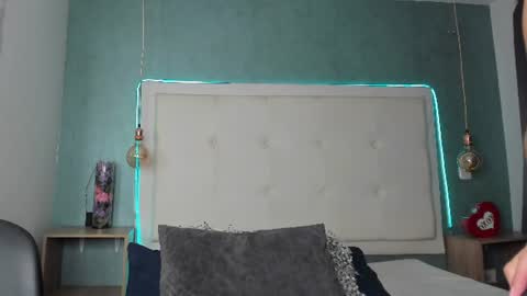 Snapshot of mia_gomez52 chatting on 06.15.26 mia online show from 06.15.26