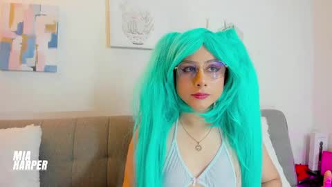 Mia online show from 06.07.26