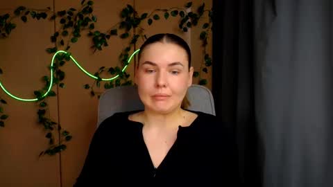 mia_lemm online show from 04.23.26