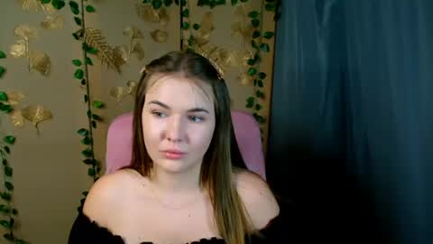 Snapshot of mia_lemm chatting on 06.25.26 mia_lemm online show from 06.25.26