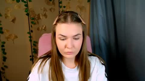 Snapshot of mia_lemm chatting on 07.23.26 mia_lemm online show from 07.23.26