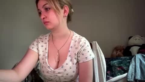 Snapshot of mia_livy chatting on 07.03.26 Miaaa online show from 07.03.26