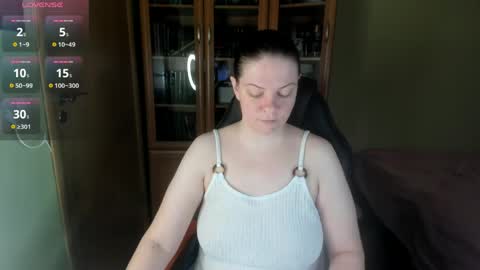 mia_lores online show from 04.19.26