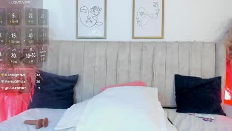 Mia online show from 05.11.26
