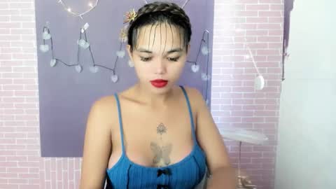 M I A online show from 09.17.25