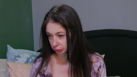 mia_lovi online show from 01.06.25