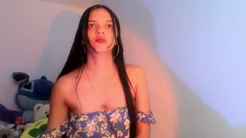 mia lucy 21 online show from 04.06.26