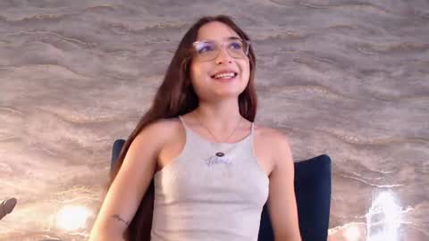 Snapshot of mia_luxor chatting on 06.27.26 mia_luxor online show from 06.27.26
