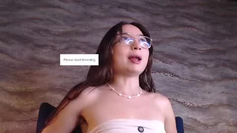 Snapshot of mia_luxor chatting on 07.21.26 mia_luxor online show from 07.21.26