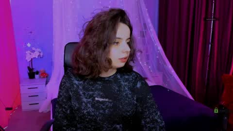 mia_mooon_ online show from 05.11.26