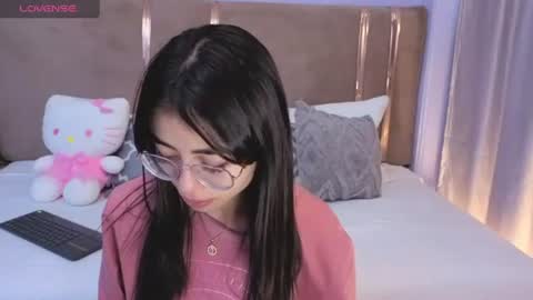 Mia online show from 06.16.26