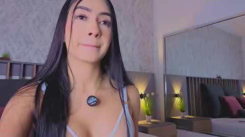 MIa online show from 06.25.26