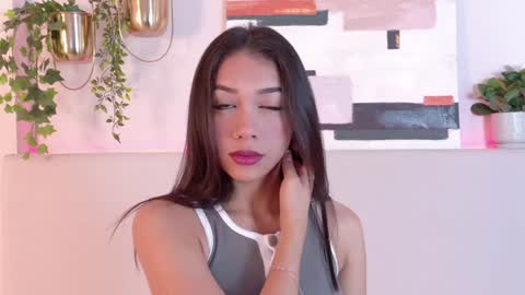 Snapshot of mia_oconner chatting on 01.27.25 mia_oconner online show from 01.27.25