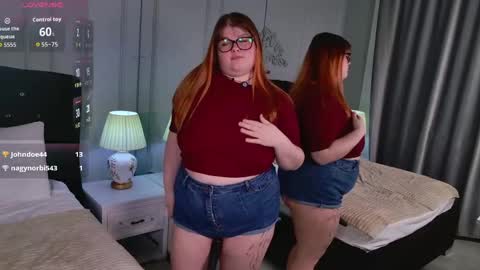 Sweet Mia online show from 04.23.26