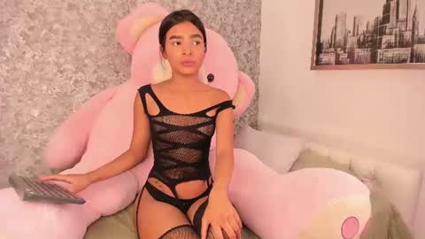 Mia online show from 07.03.26