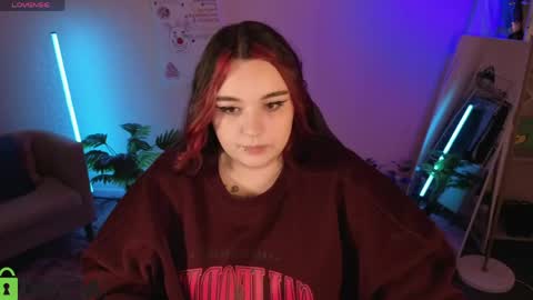 Mia online show from 04.25.26