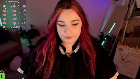 Mia online show from 06.04.26