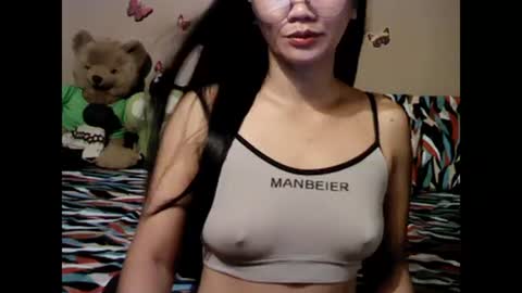 Snapshot of mia_rein chatting on 12.24.24 mia_rein online show from 12.24.24